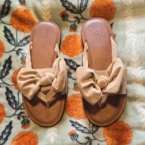 Versace Beige Women's Bow Sandals